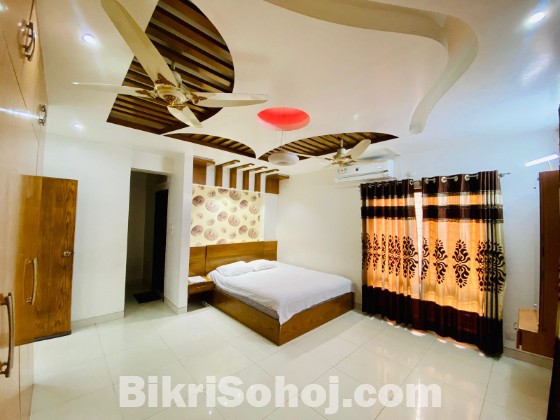 Premium 4-Bedroom Furnished Apartment